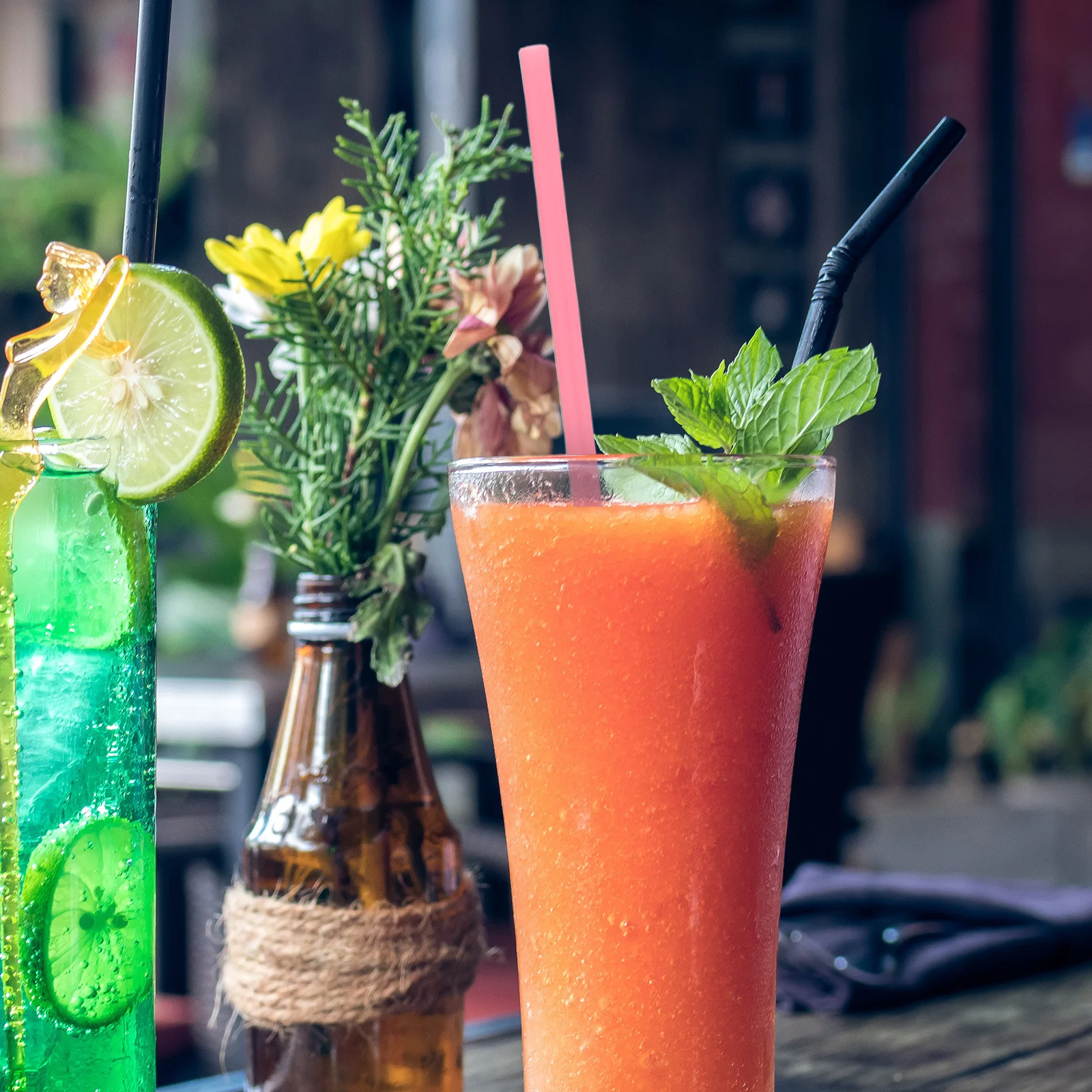 

50Pcs Creative Heart Shaped Drinking Straws Pink Reusable Decorative Party Wedding Birthday Bridal Shower Valentine Cocktail