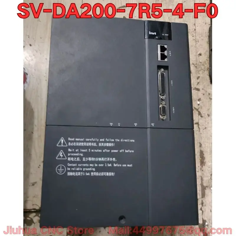

Бывший в употреблении тест функции сервопривода SV-DA200-7R5-4-F0 нормально