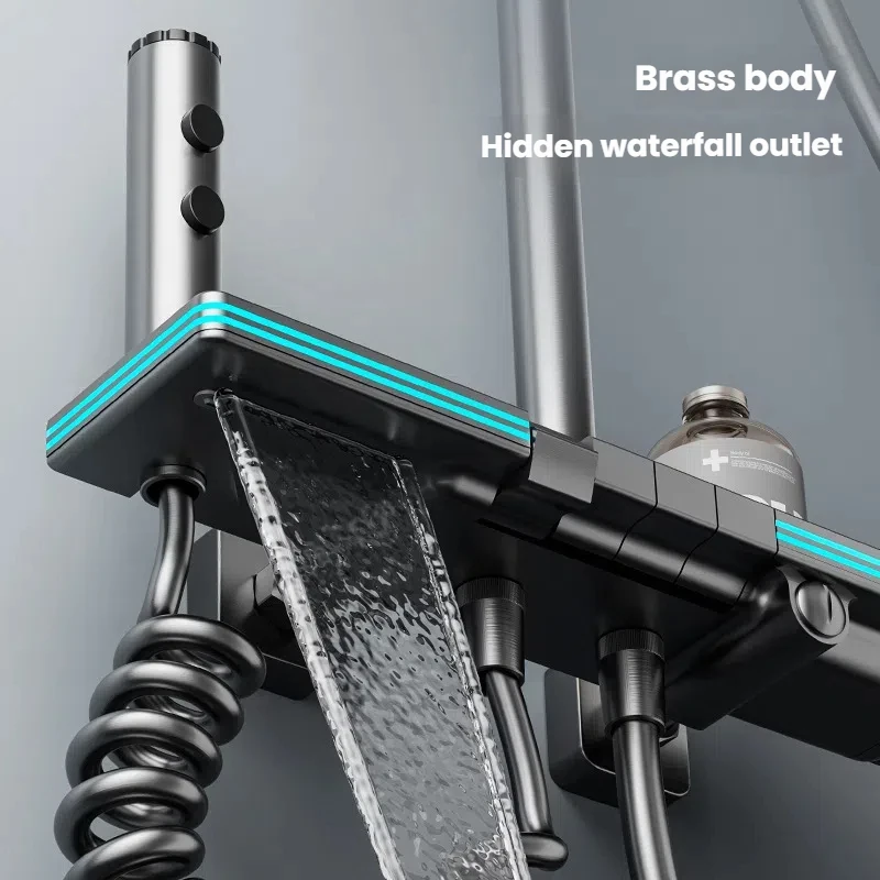 Set doccia multifunzionale con illuminazione ambientale Display digitale intelligente per bagni domestici Set sistema doccia pressurizzato