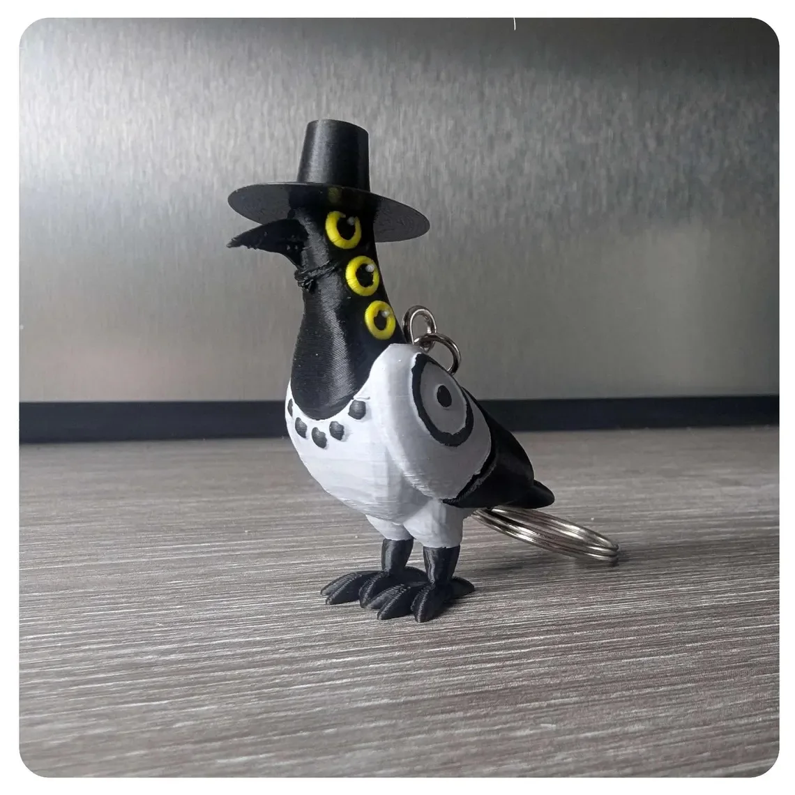 

2025 New 3D 2D Kpop Demon Hunters Anime Figure Toys Cute Resin Arch-villian Boss Black Hat Crow Pendant Ornaments Keychain