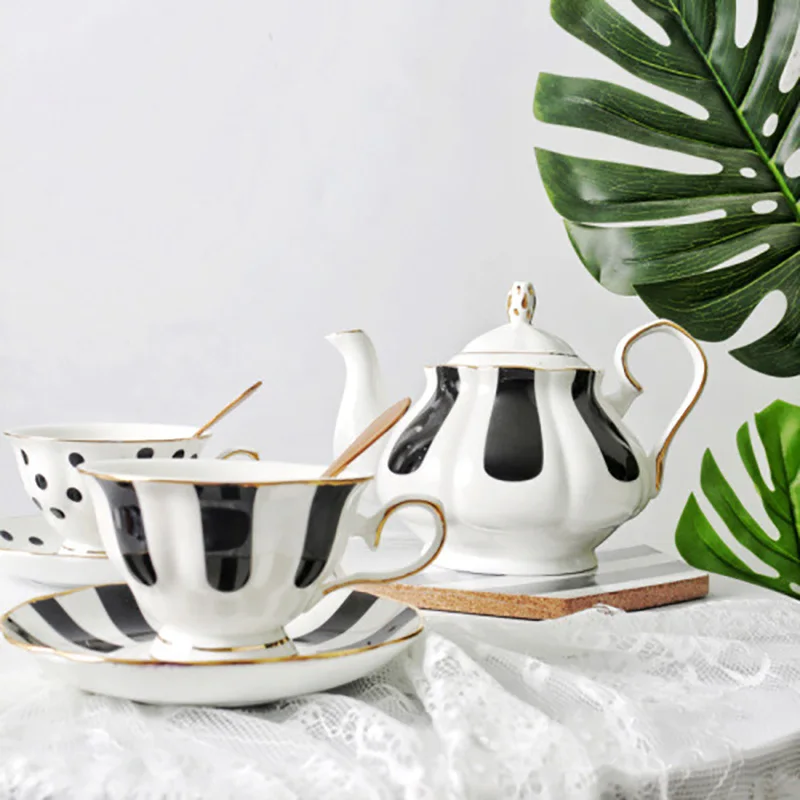 Ceramic Coffee Cup Afternoon Tea Drinkware Set Golden Milk Tea Mug Milk Kettle Black Polka-dot Striped Teapot Dessert Dish