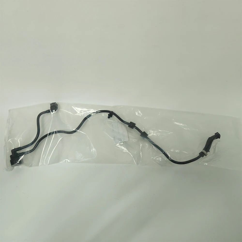 

OEM 2055012601 Engine Cooler Water Tank Pip Radiator Water Hose For Mecedes W205 E81 E82 E84 E87 E88 E90 E91 E92 E93 2055016600
