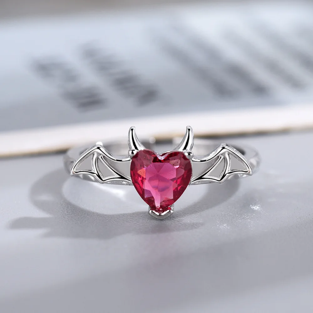 Draculaura Bat Heart Rings moda donna accessori per gioielli gotici anello regolabile placcato argento ispirato ai vampiri regalo per lei