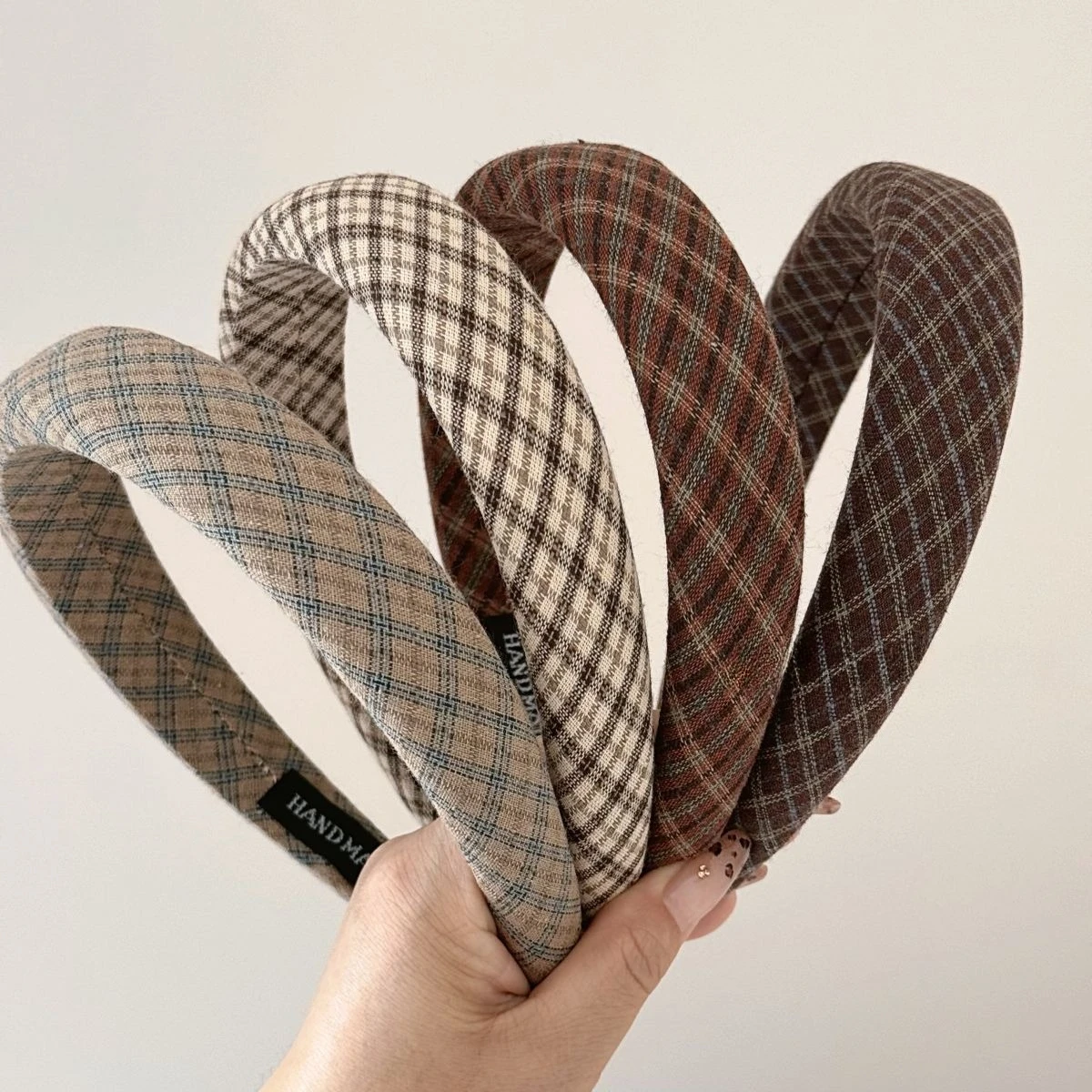 Korean Fresh Plaid Headband for Women High Skull Top Autumn Winter Face Wash Headband Artistic Wide Edge Sweet Sponge Hairpin