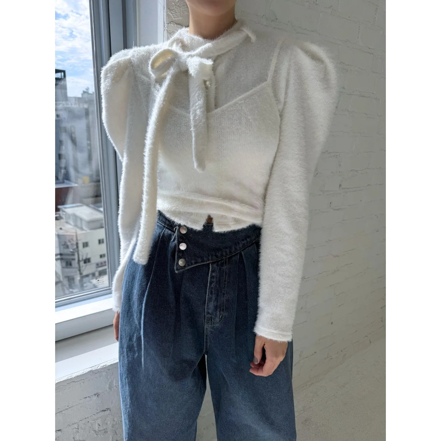 Faionable Pearl Buttoned Furry Jaet And Strap Set Women's Sweet Ele Top Bubble Sve Korean Sle Spring Autumn Winter