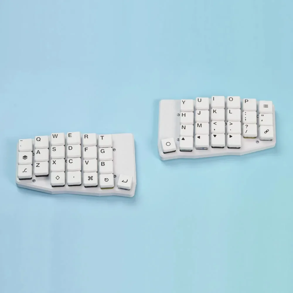 

Chosfox 46, мини-сплит-клавиатура, комплект на заказ, 46 клавиш Kailh Choc V1 RGB, низкопрофильная клавиатура с возможностью горячей замены, проводная QMK/флакон, подарок для геймера