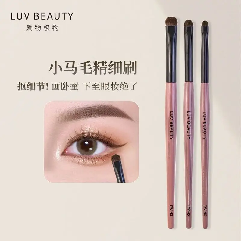 Aiwujiwu Eye Brush, Small Horsehair Detail Brush, Flat Head Door Toothbrush, Eye Tip Brightening, Eyeliner Makeup No Clogging