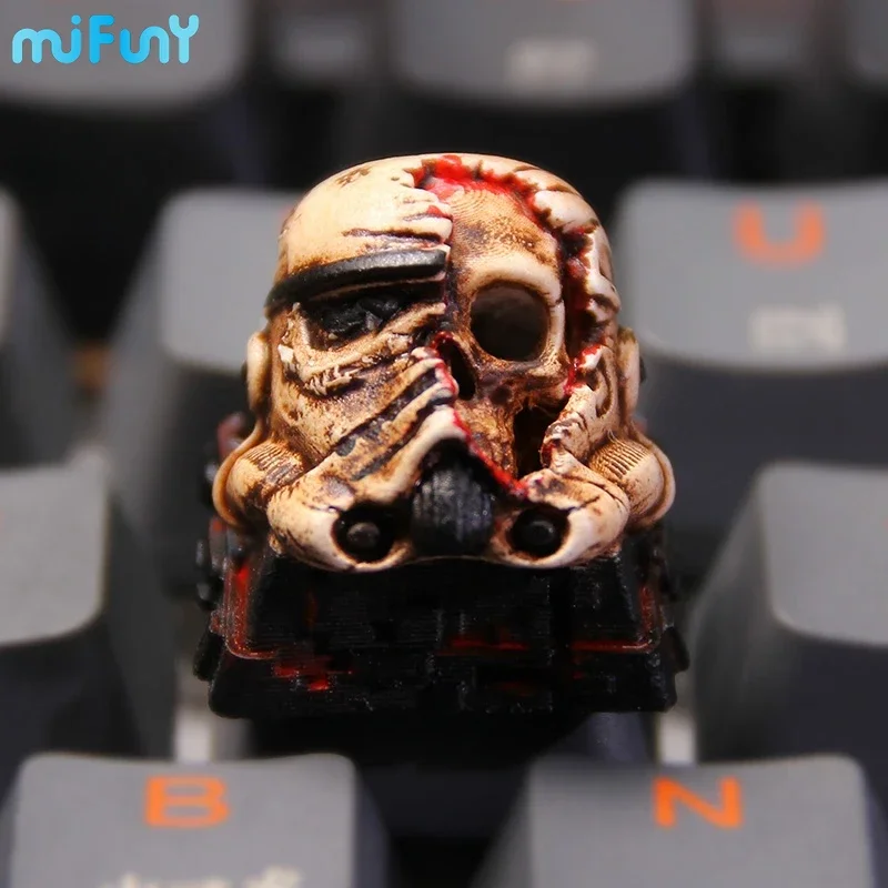 MiFuny Keycaps Battle-damaged Skull Keycap Resin Artisan Anime Keycap Cartoon Keycaps for Mechanical Keyboard Accessories Gift