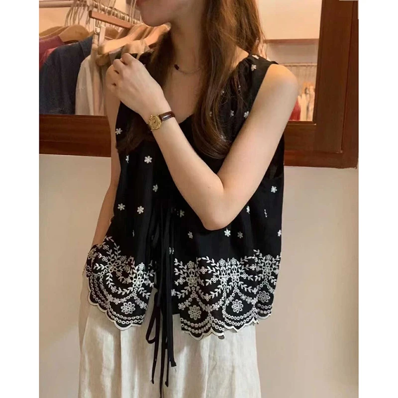 Fashion Lace Up Bow Embroidery Camisole T-Shirt Women's Clothing 2024 Summer New Loose Casual Tops Korean Sleeveless Tee Shirt