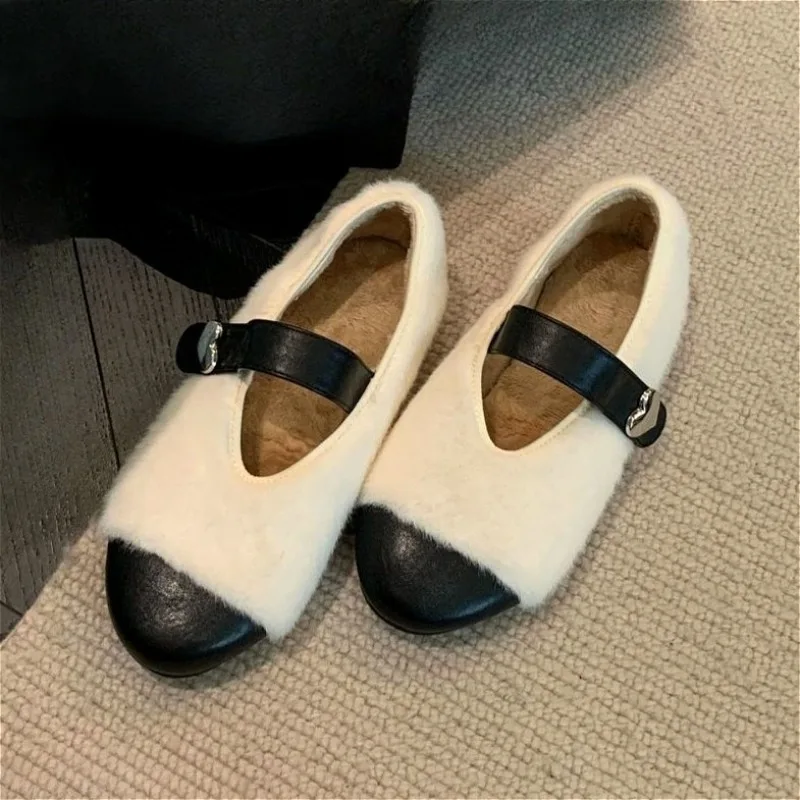 

Fluffy Fashion Flat Mary Jane Shoes Women Round Toe Belt Buckle Casual Warm Cotton Shoes Female Splice Plush Designer Shoes