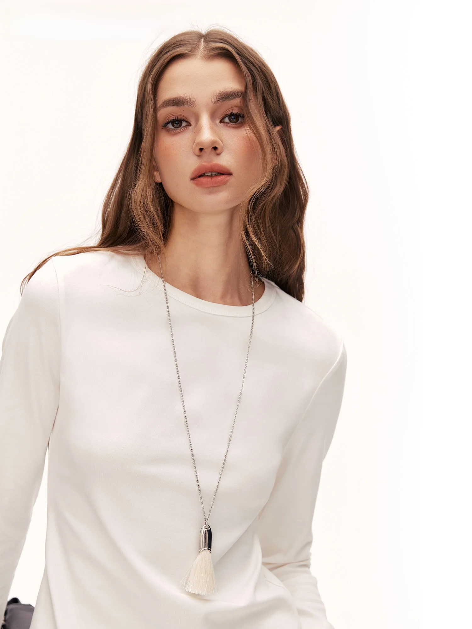 Burgenland Women's Skin-friendly White Knitted Long Sleeve round Neck Base Shirt Slim Fit Autumn Top Inner Wear T-shirt