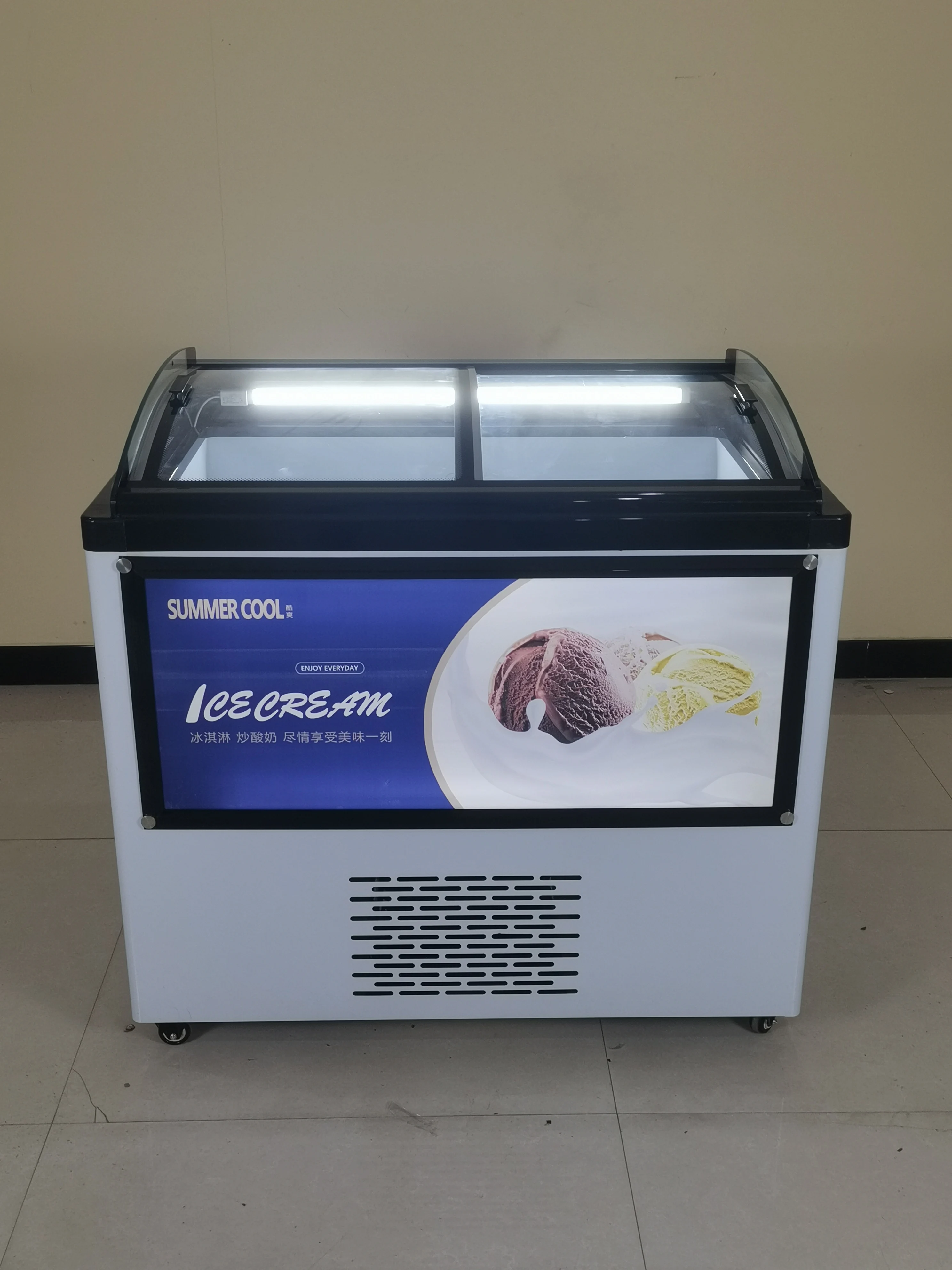 YINZHENG Commercial Direct Cooling Ice Cream Chest Freezer Gelato Display Cabinet Refrigerated Toppings Machine Soft Ice Cream