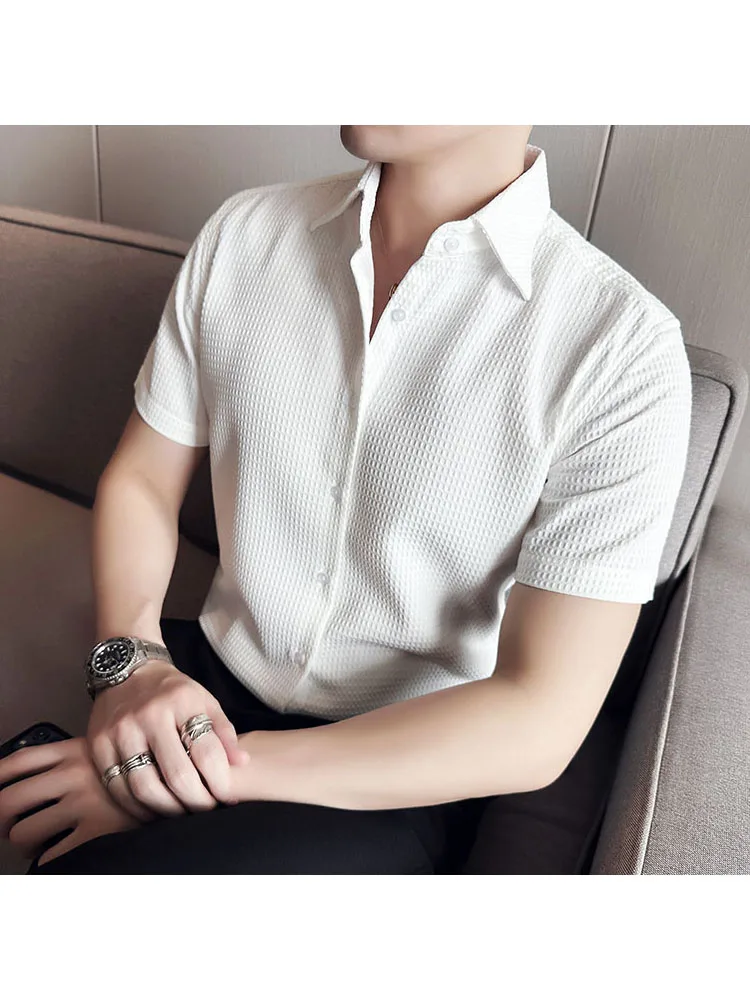 

Ice Silk Men's irt ort Sve Slim Fit Summer Thin Hanging Sense Faionable Urban Sle Youth Pure Color Button up Top