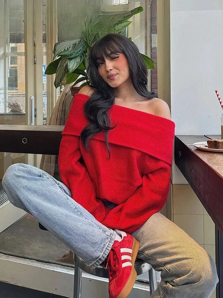 

2025 Women Fashion Solid Off Shoulder Sweater Long Sleeve Knitted Pullover Sweater Autumn Female Casual Knitwear Chic Top
