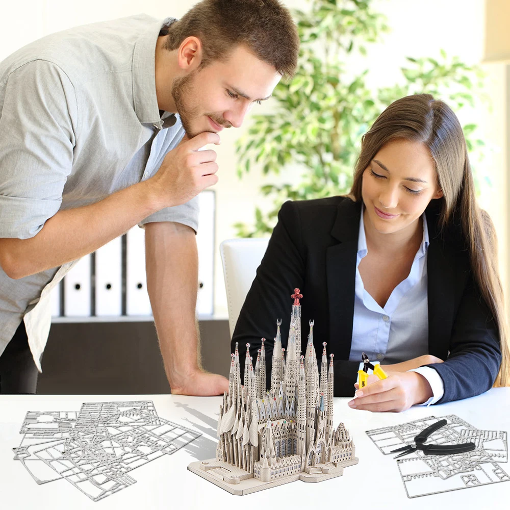 Piececool 3D Metal Puzzles La Sagrada Família Model Building Kits Jigsaw Toy DIY Set for Adult Collection Building Blocks