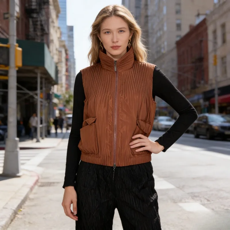

Miyake Pleated Vest Plisse Jacket Fashion Casual Zipper Vest 2026 Spring New Loose Cardigan Sleeveless Versatile Fashion Tops