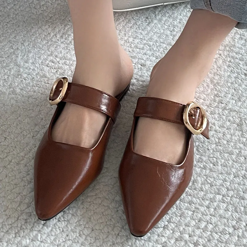 2024 Summer Brown New Women Slipper Fashion Point Toe Slip On Ladies Casual Sandal Shoes Flat Heel Outdoor Vaction Mules Shoes