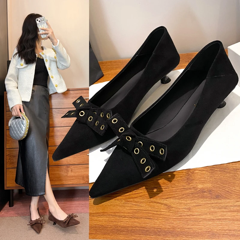 Französisches Nischen-Design: Spitze Stiletto-Absätze für Damen, Herbst 2026 Neuheit, Flache Pumps zum Kombinieren mit Röcken