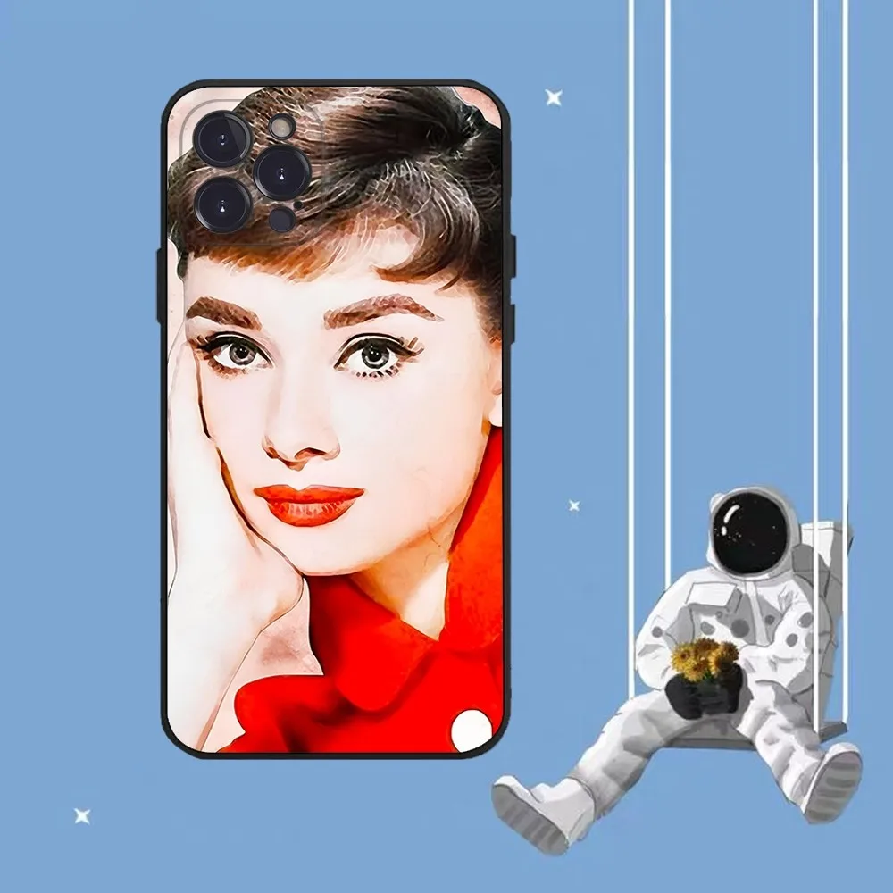 Audrey Hepburn Phone Case For iPhone 14 11 12 13 Mini Pro XS Max Cover 6 7 8 Plus X XR SE 2020 Funda Shell