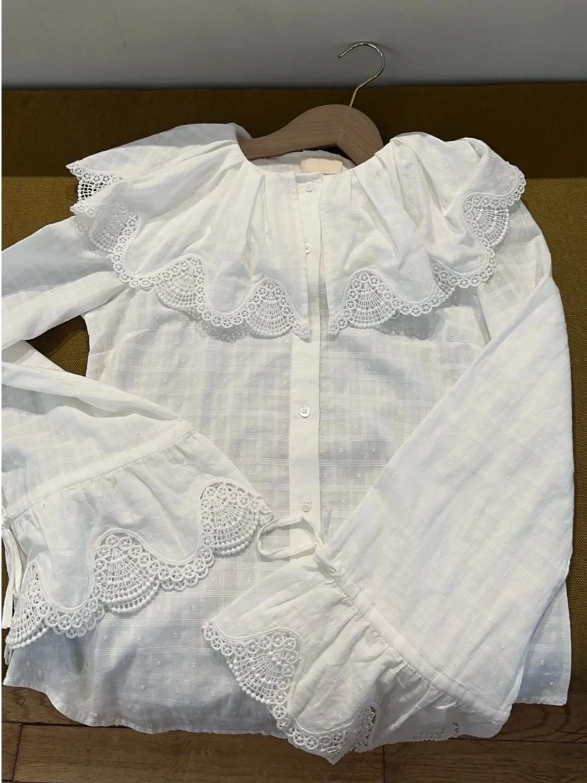 

Heidd SE2025 Gentle Princ Sle Embroidered Ruffle Collar White Petal Sve irt Women's Cotton Long Sve irt