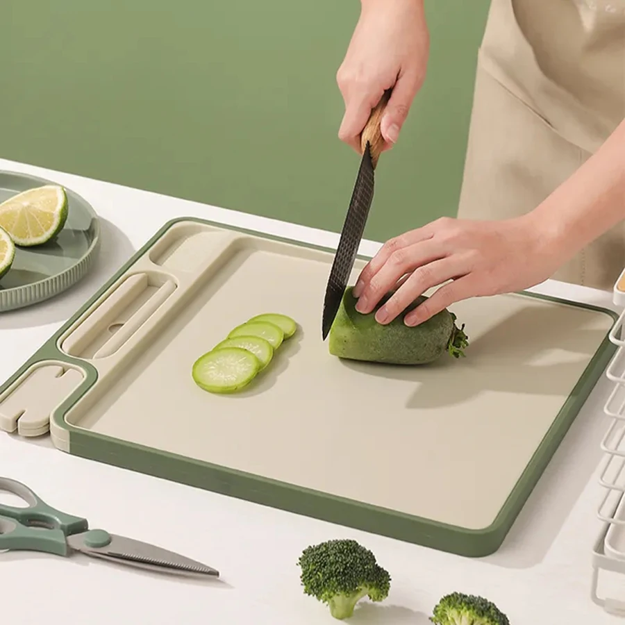 

1PC household standing leak-proof multifunctional chopping board with sharpener and non-slip double-sided chopping board.