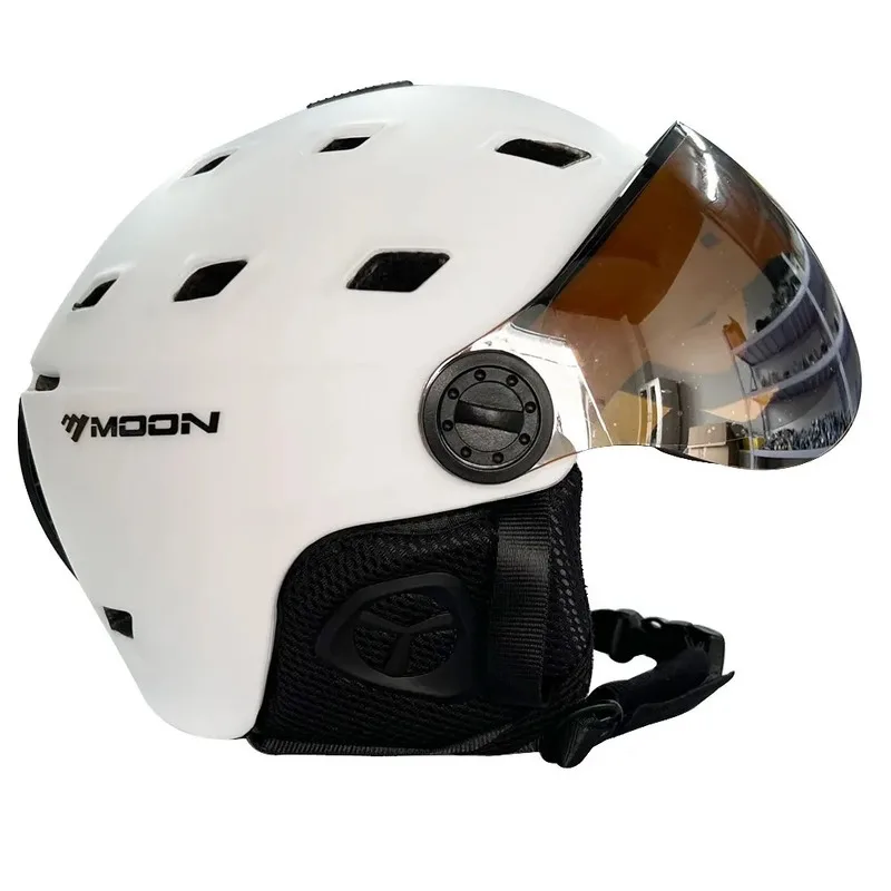 snowboard helmet