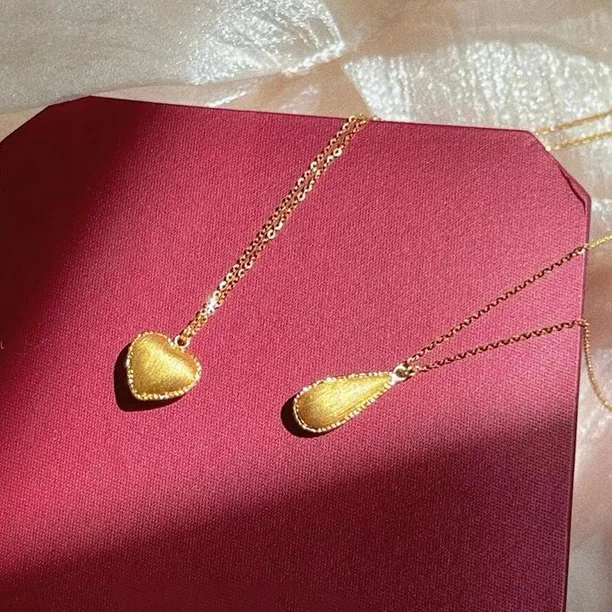 

AU999 24K Gold Water - Plated Heart Necklace | Hollow - carved heart, pearl - accented, vintage & charming