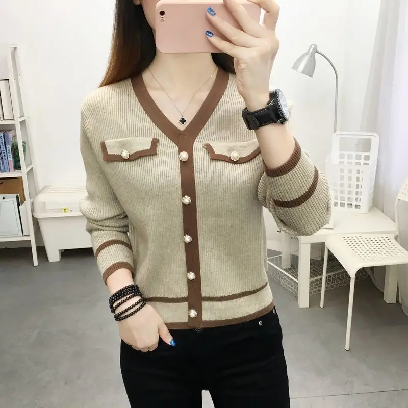 Women\'s Cardigan Striped Beading Sweater 2023 Autumn and Winter New Fashion V-neck Patchwork Long Sleeve Knit Short Bottom Tops