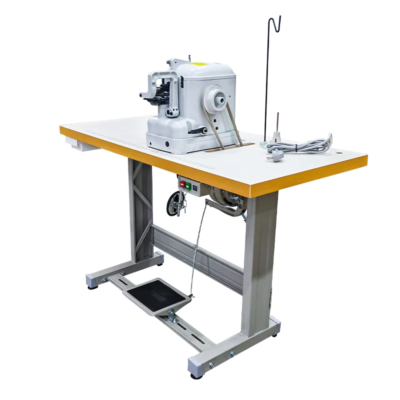 آلة تشحيم ثقيلة للإغلاق الزائد آلة خياطة الفراء للنعال