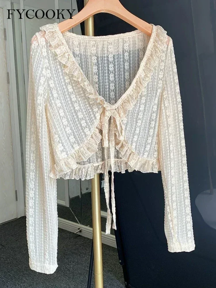 Cárdigan con cinturón de encaje de color albaricoque para mujer, moda coreana, Tops cortos de manga larga con cuello en V, chaqueta de protección solar fina y dulce para mujer