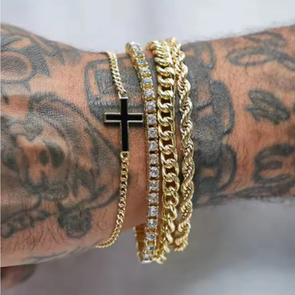 4-teiliges Edelstahl-Kreuzketten-Armband-Set für Männer und Frauen Punk Hip-Hop Minimalistische Zirkon-Armbänder Täglicher Gebrauch Party-Schmuck