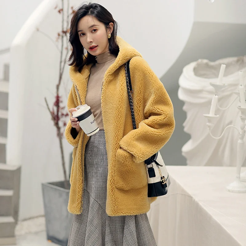 Women's Lamb Fur Winter Hooded Coats Medium and Long Casual Solid Slim fit Overcoat Zipper Large Pockets Sheep Shearing Jackets