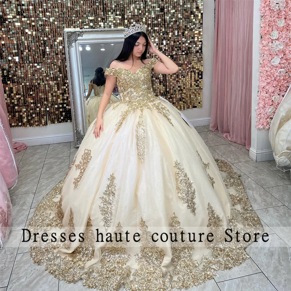 Nova lantejoulas rendas quinceanera vestidos de baile 2023 ouro frisado apliques fora do ombro doce 16 vestido de renda vestidos de 15 años