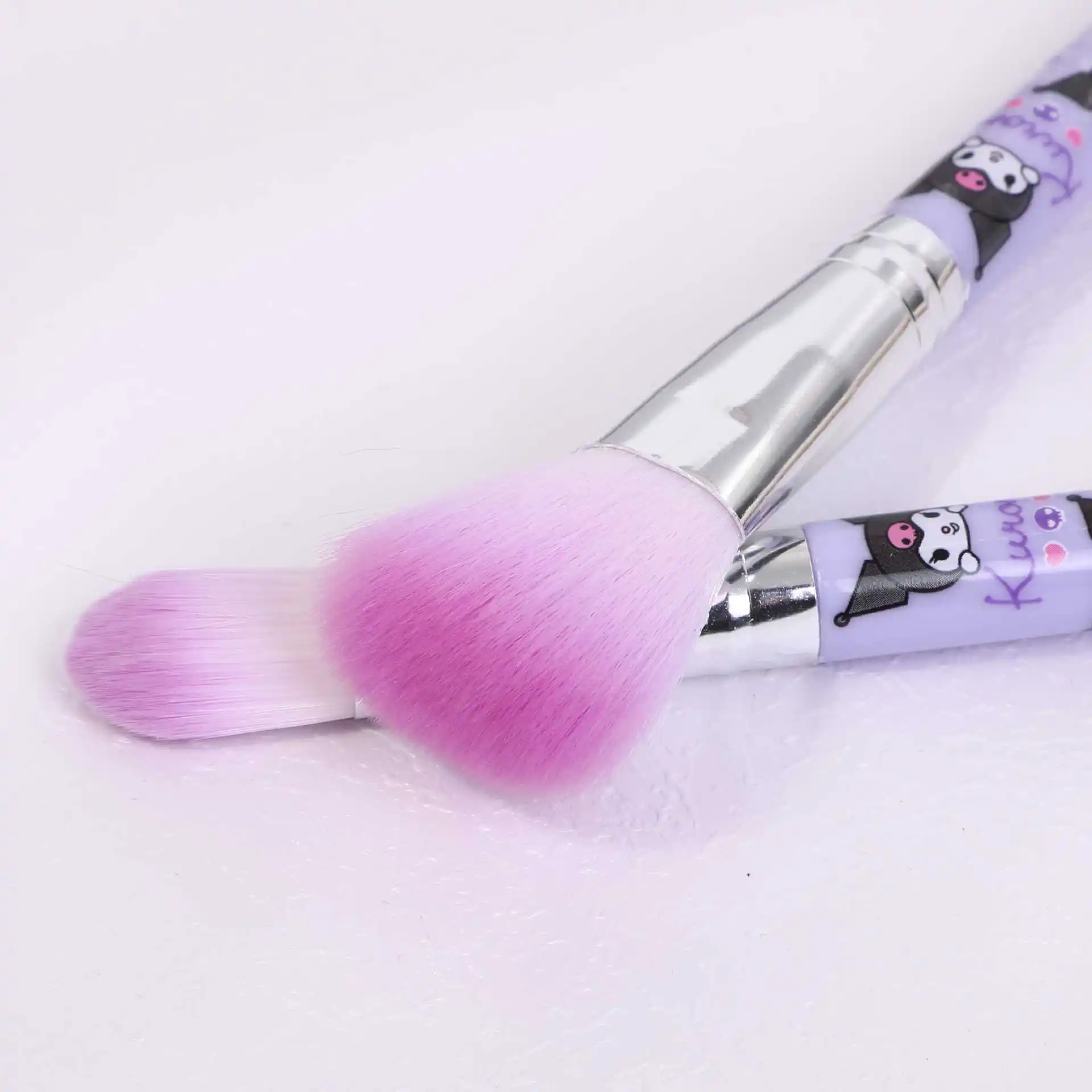 12Pcs Set Kuas Makeup Kuromi Lucu Alat Makeup Wajah Kartun Kreatif Kuas Bedak Tabur untuk Hadiah Ulang Tahun Anak Perempuan