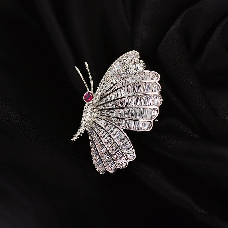 New Forest Style Luxury Ladder Cubic Zirconia Half Winged Butterfly Brooch Simple Accessory Exquisite Clothes Decoration Pin