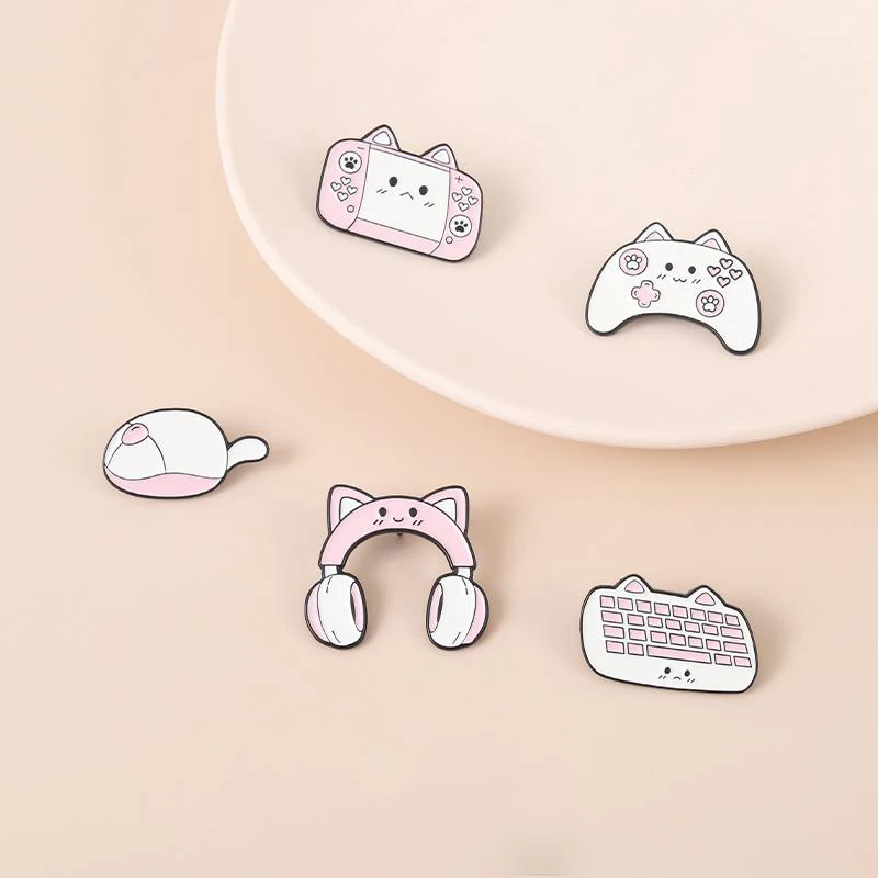Cat Keyboard Enamel Pins Custom Mouse And Keyboard Game Console Cute Cat Brooch Lapel Badge Fun Cartoon Jewelry Gift for Friend