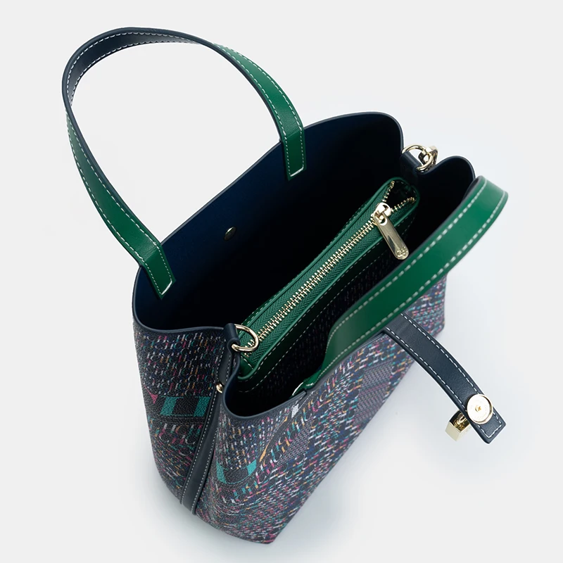 حقيبة حمل ماركة CH الفاخرة، طباعة حروف إبداعية إيطالية عصرية مع تصميم قفل 2025، حقيبة حمل جديدة جميلة #5