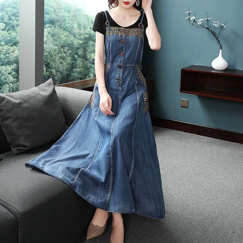 New Womens Denim Halter Long Dress Spring Summer Vintage Embroidery Pullover Dresses Female Casual Sleeveless Cowboy Dresses 4XL