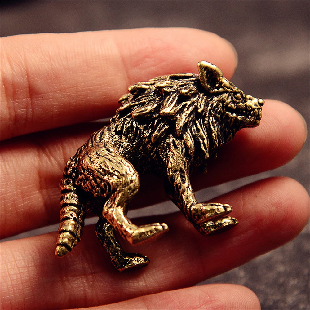 

​​Brass Wolf Figurine - Brass Miniature Collectible Desktop Home Office Decor Ornament Home & Office Mini Decor Gift​​