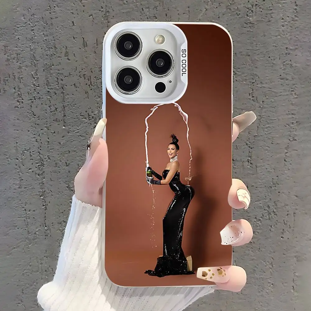 حافظة هاتف مضحكة K-Kim K-KardashianS لهاتف iPhone 17,16,15,14,13,12,11,Pro,XS,Max,Plus,Mini,SE غطاء مقاوم للصدمات من الحلوى البيضاء غير اللامعة