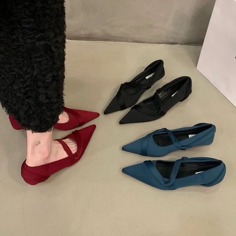 Bilamos Brand New Women Sandals Female Footwear Flats With Shoes Silk Fashion Pointed Toe Sexy Ladies Shallow Casual Shoes