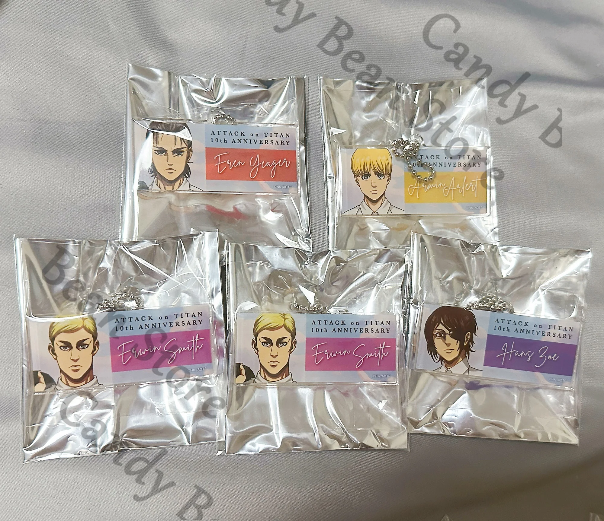 

Официальный аниме «Атака Титанов» Эрен Йегер Ханж Зои Эрвин Смит Десянель Концерт Косплей Акриловый брелок Мультяшный брелок Подарок