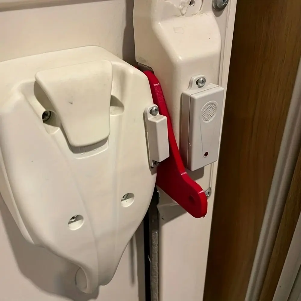 Red Colored Recreational Vehicle Door Lock Easy Identification Secure Design Caravans Door Lock Practical Solution Safety Lock