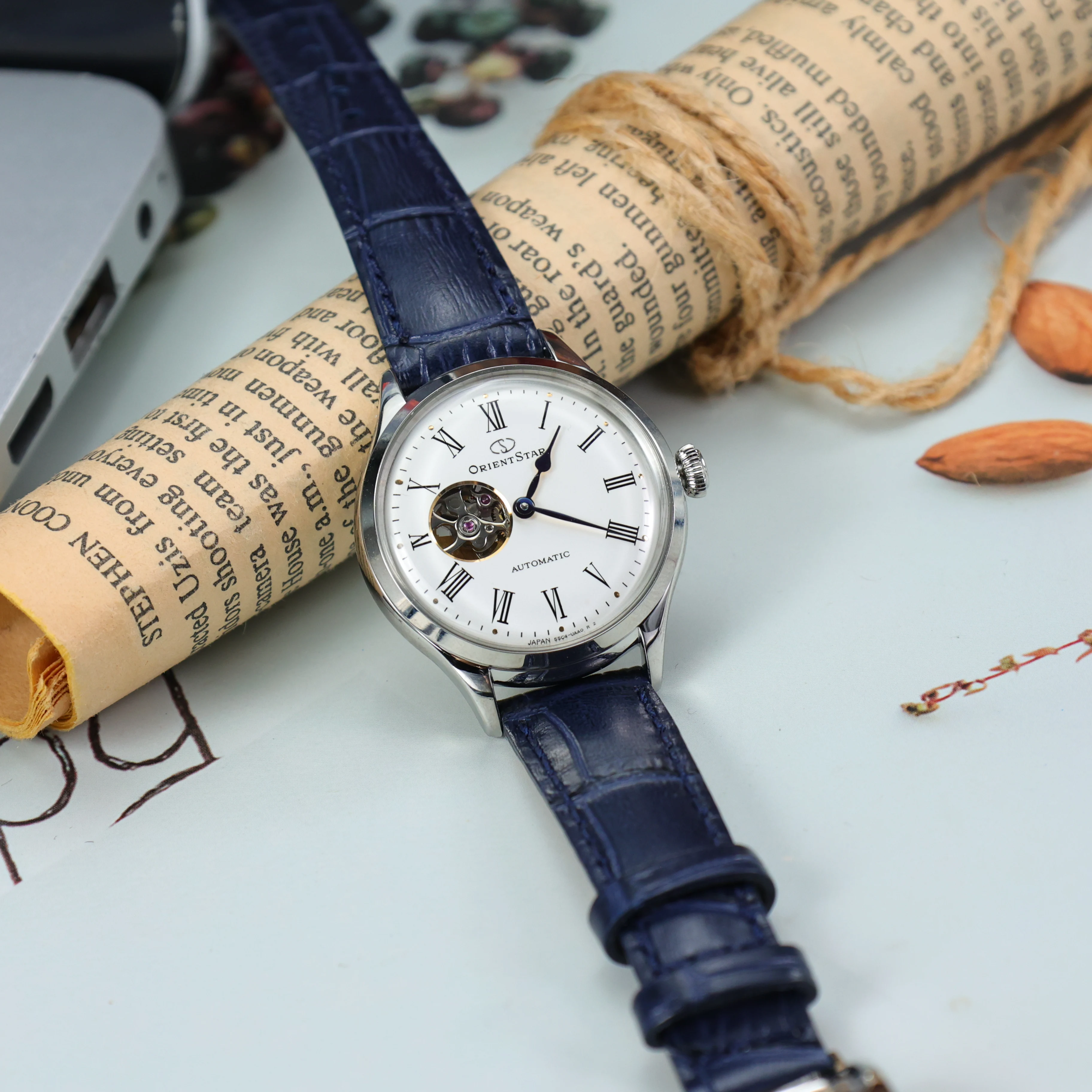 ساعة أورينت ستار اليابانية الأصلية للنساء ساعة ميكانيكية أوتوماتيكية مقاومة للماء وشريط جلدي