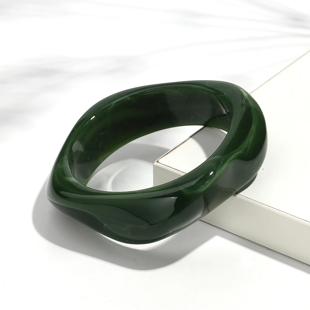 Bohomia Acryl Verklaring Onregelmatige Geometrische Dikke Armbanden voor Vrouwen Hars Kleurrijke Overdreven Bedelarmband Sieraden Geschenken