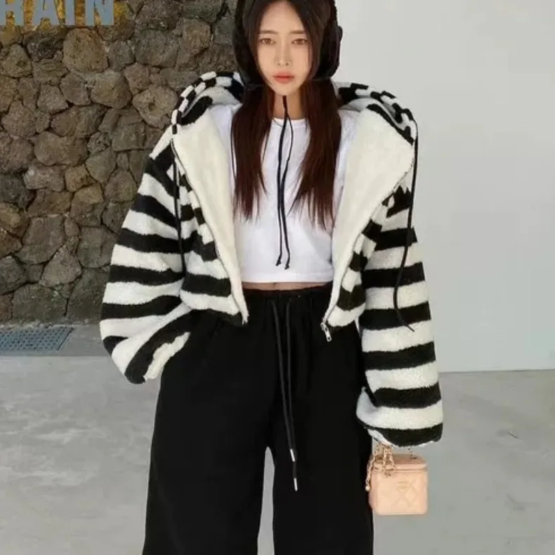 

Ladies' Cotton Jaet Coat Korean Sle Chic Autumn Winter New Warm Lamb Fur Stripes Dstring Hood Versatile Personali Top