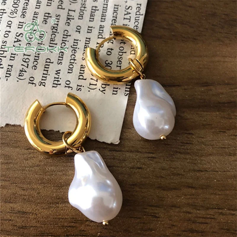 Retro Imitation Baroque Pearl Pendant Earrings For Women Circle Drop Earrings Round Earclip Luxury Party Jewelry Earbuckle Gift