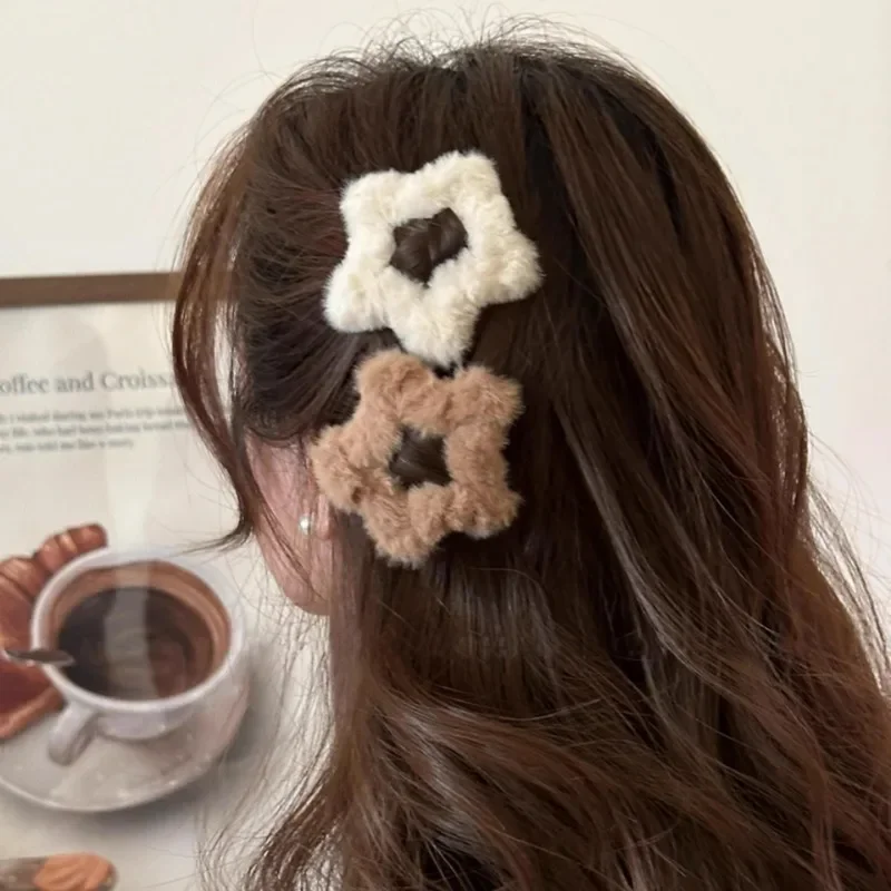 Ins Korean Fashion Plush Star Hair Clips for Women Girls Y2K Sweet Fluffy Star Hairpins Barrettes Hair Accessories Headwear