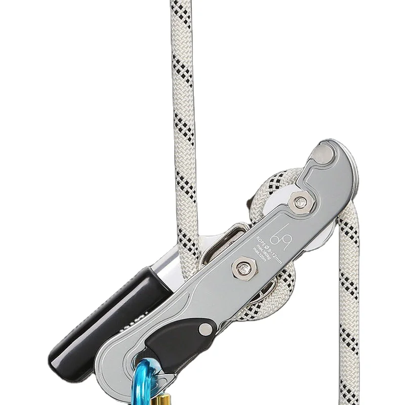 Outdoor Climbing Hand Control Descender Stop Self-braking Self Locking Descender Manually Controlled Rappelling Gear