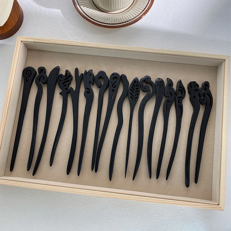 Épingle à cheveux sculptée en bois de style rétro chinois, anciers de cheveux creux, fourcommuniste noires faites à la main, outils de coiffure pour